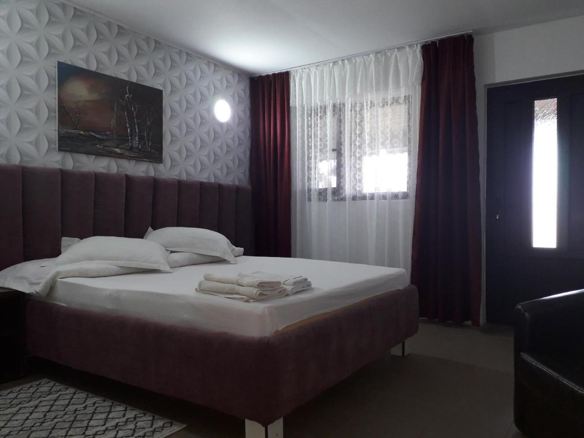 Casa Chitu Pensionat Murighiol Exteriör bild